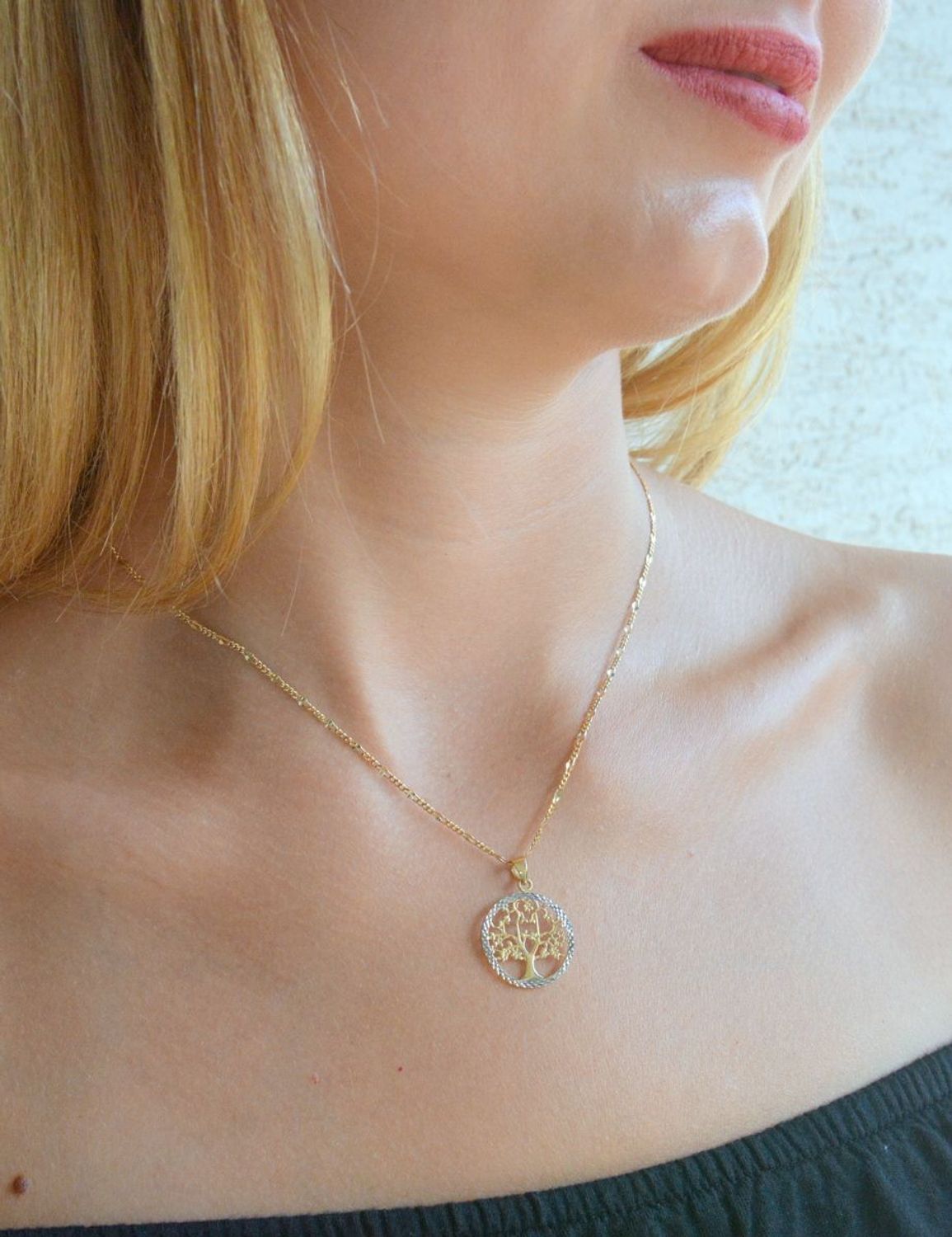 Złota zawieszka 375 drzewko szczęścia z białym złotem ZA 7015 375. Złota zawieszka damska. Złota zawieszka drzewko szczęścia próby 375. Złota zawieszka damska. Wisiorek złoty. Złota zawieszka na prezent (2).jpg